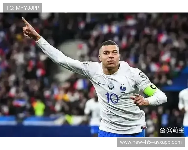 姆巴佩点球造犯规并亲自命中，法国迎来突破